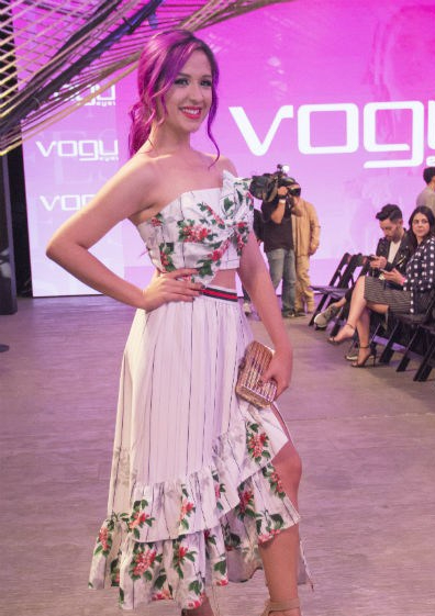 fashion-fest-pink-carpet-mafer-lara-sln-.jpg.imgw.1280.1280